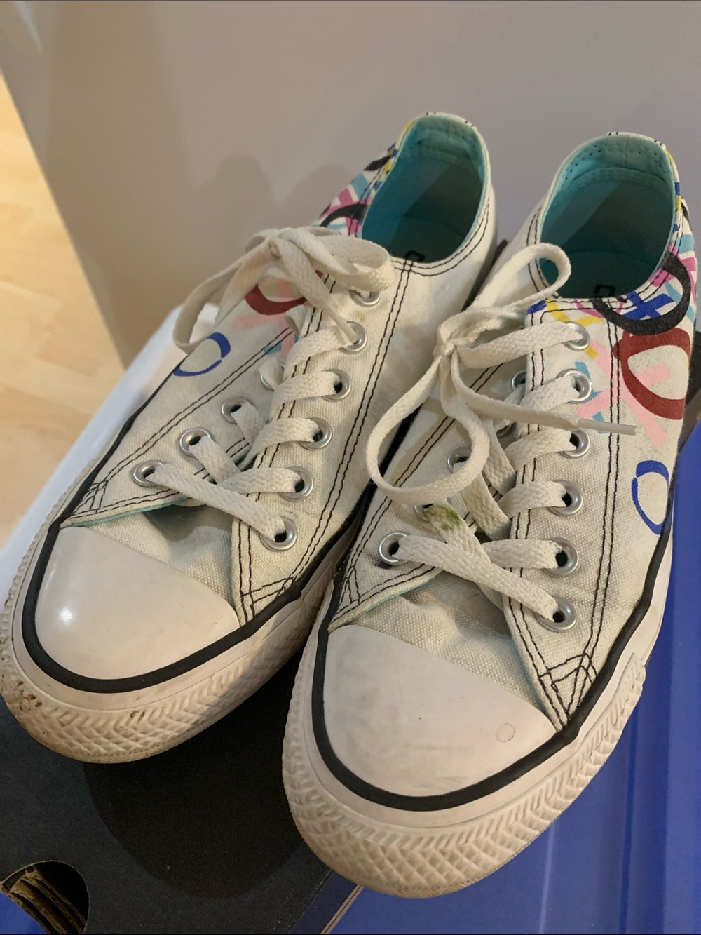 Converse Women White Canvas Sneakers with Multicolor Circle Accents